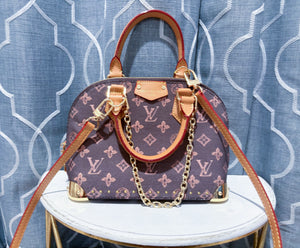 Alma Trunk Bag