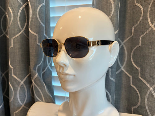 Luxury Sunglasses- Men’s/Unisex- Ver Black and Gold