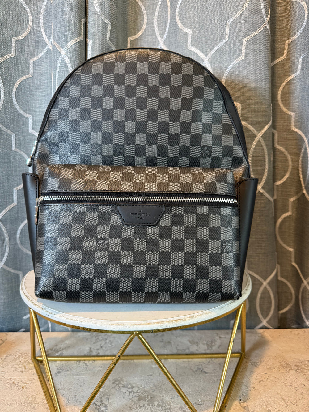 Black Checkered Bagpack