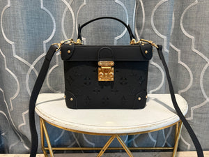Black Matte Trunk Bag
