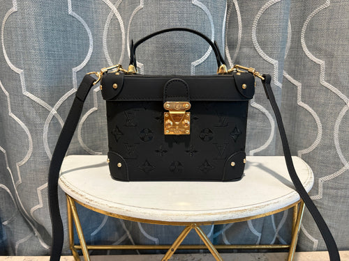 Black Matte Trunk Bag