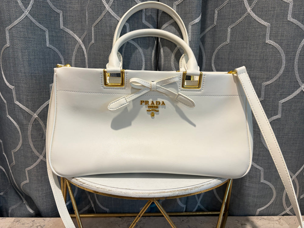 White Leather Arm Bag